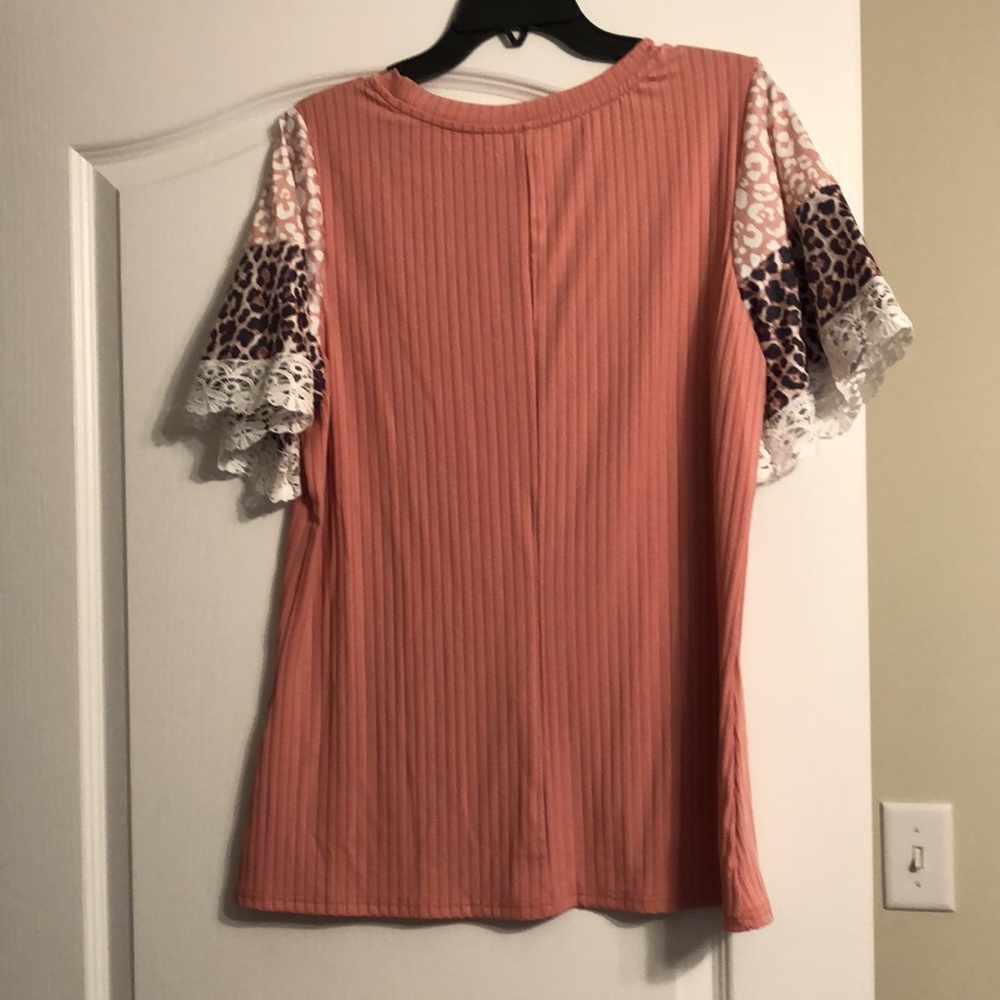 Round Neck Rose Shirt with Leopard Sleeves - Picture 5 of 8